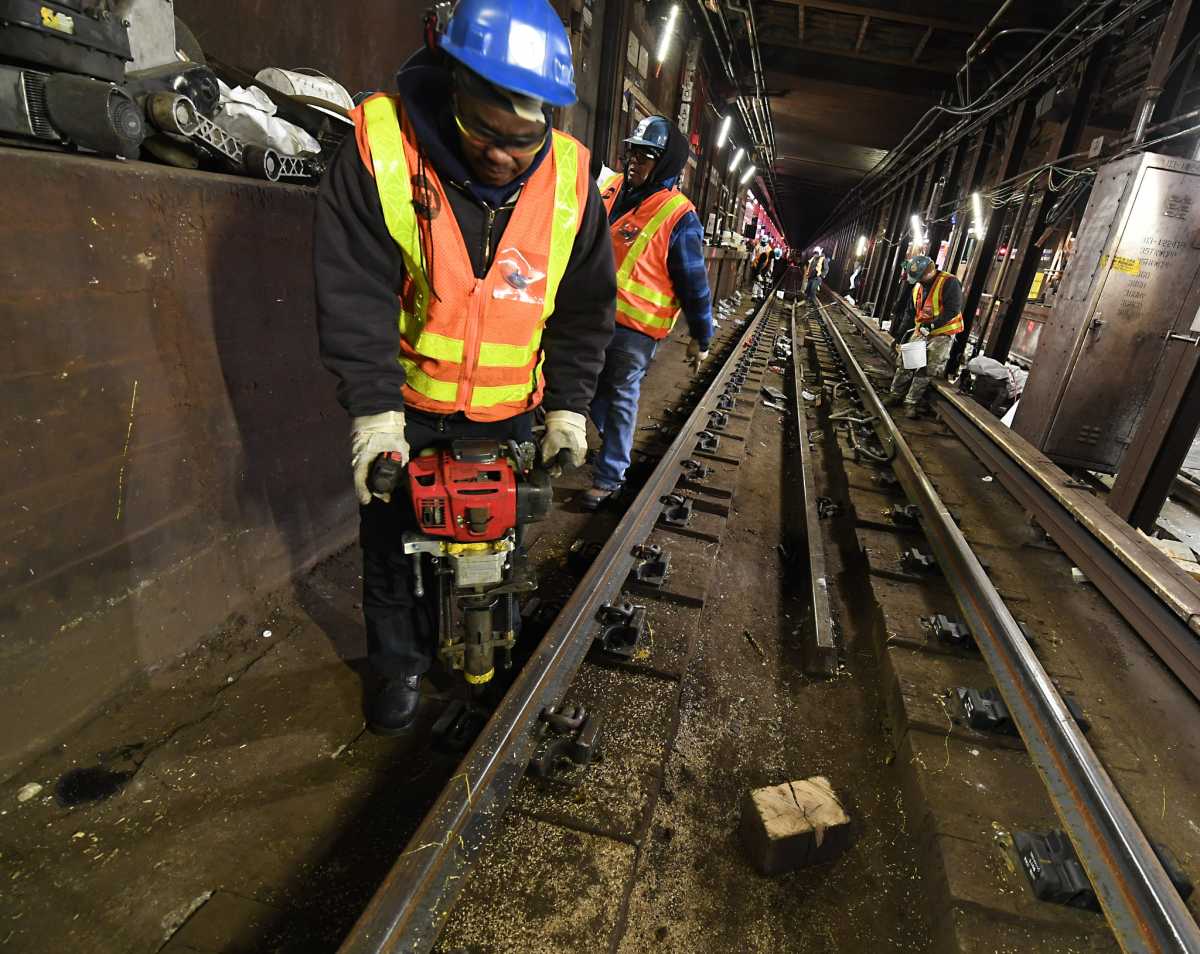 MTA capital construction crew at work