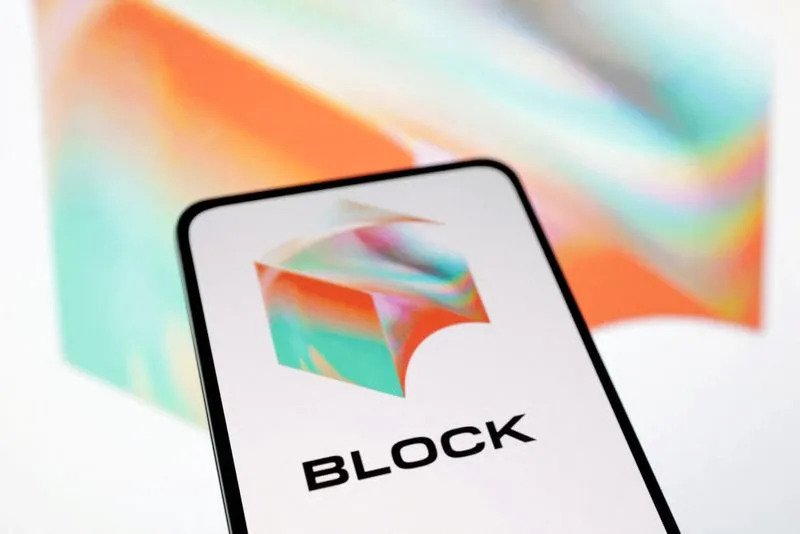 XYZ stock performance chart, Block quarterly results, Q1 2025, declining price