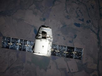 Close-up of the Falcon 9 prior to launch – SpaceX rocket launch today