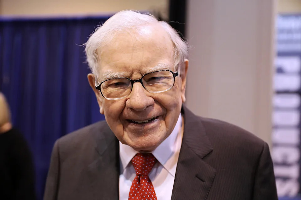 Warren Buffett and Berkshire Hathaway annual meeting. BRK.B leadership transition.