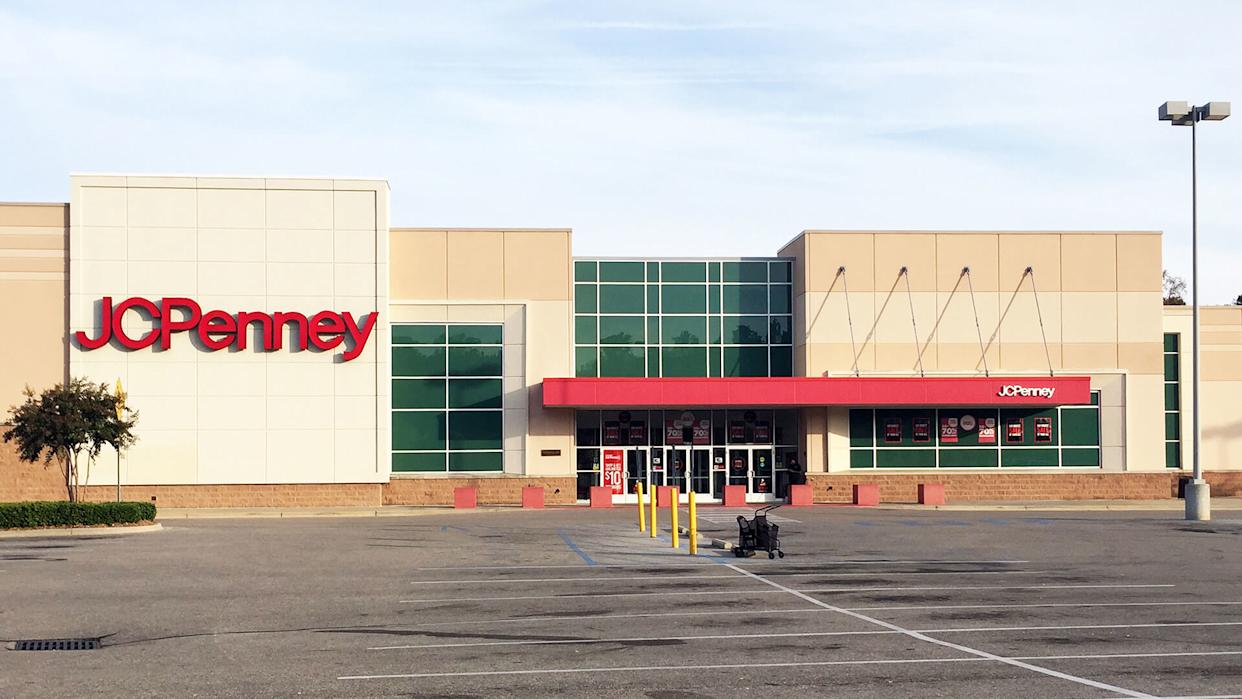 JCPenney store front with closing signs